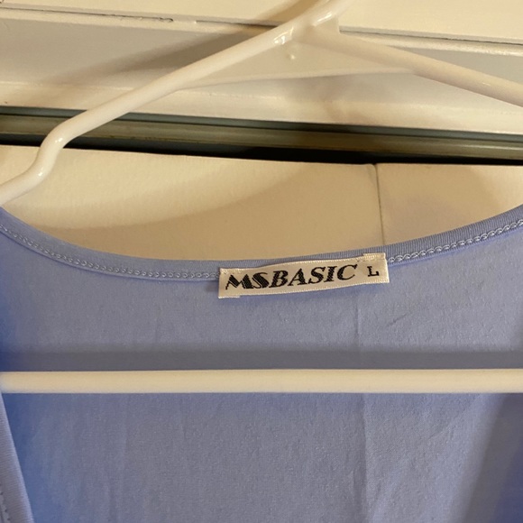 Ms Basic Dress - Picture 4 of 4